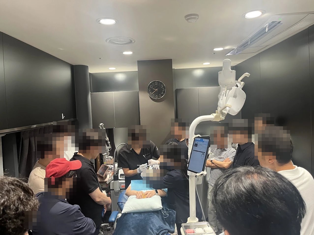 의사 대상 시술 교육 현장